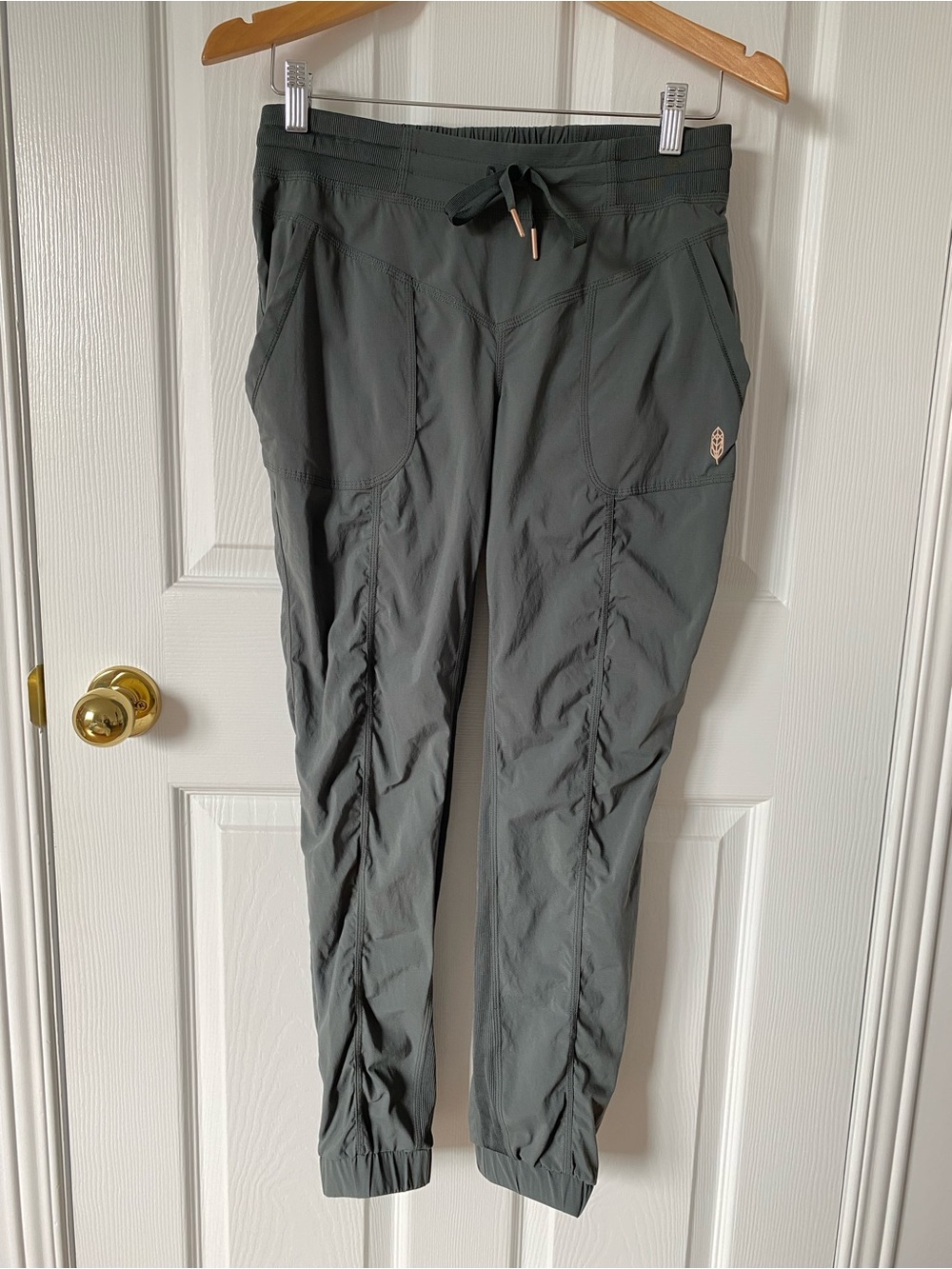 Indeyva green pants size xsmall